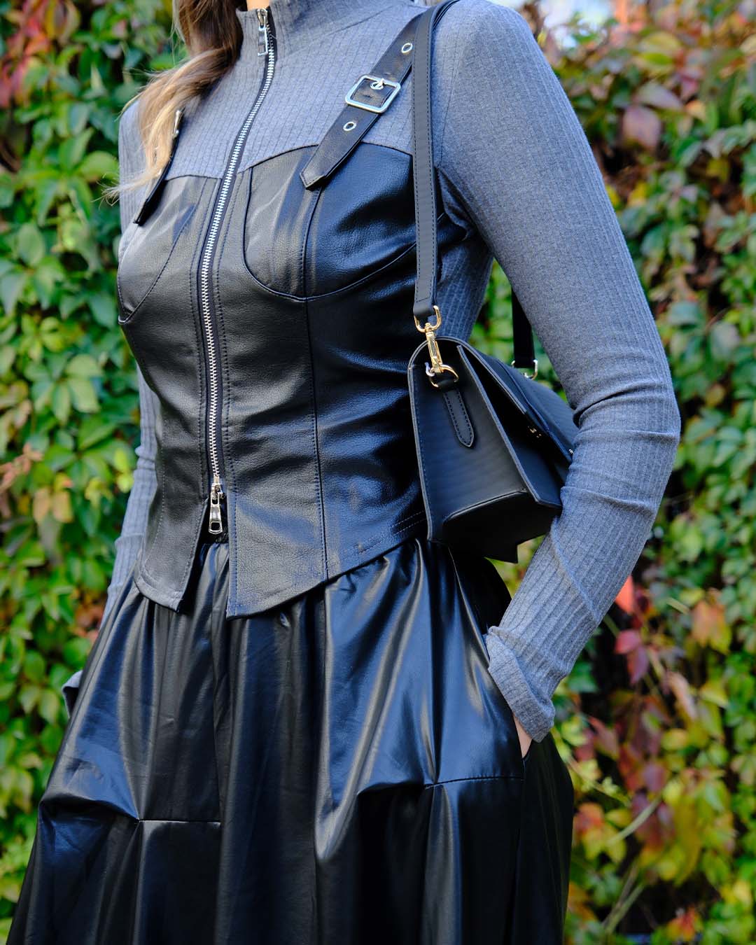 FERMUARLI DERİLİ TRİKO