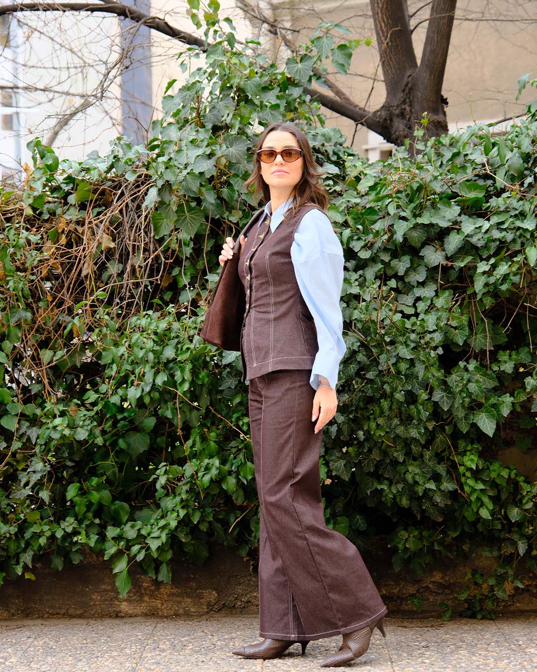 ÖNDEN DİKİŞLİ BOL PAÇA PANTOLON