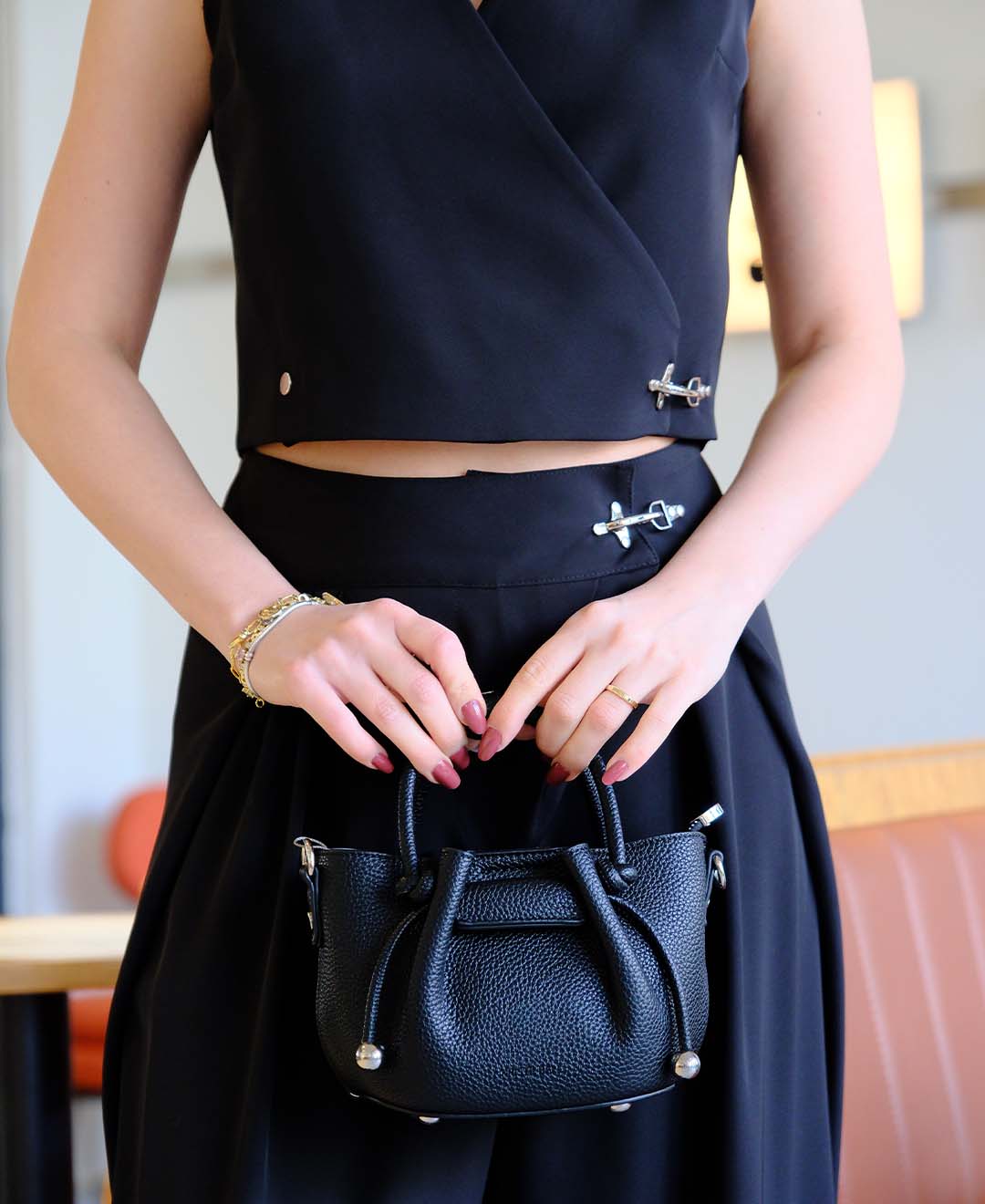 ASTARLI ÇİZGİLİ  KRUVAZE YELEK